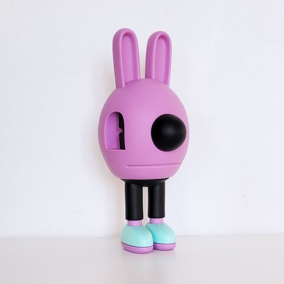 HUGO BOSS x JEREMYVILLE - Extremely Limited Edition Toy Vinyl Bunny 16" Figure - Picture 1 of 7